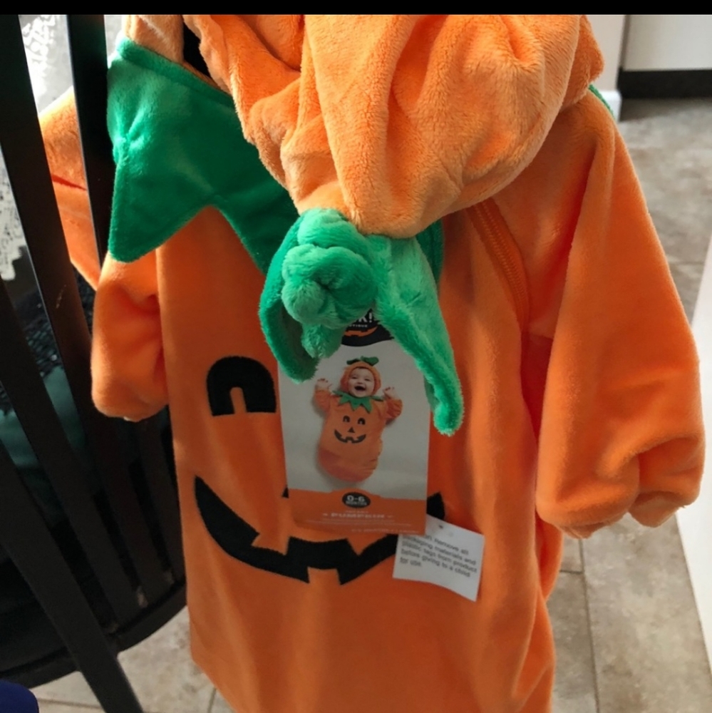 Pumpkin Costume 0-6 months